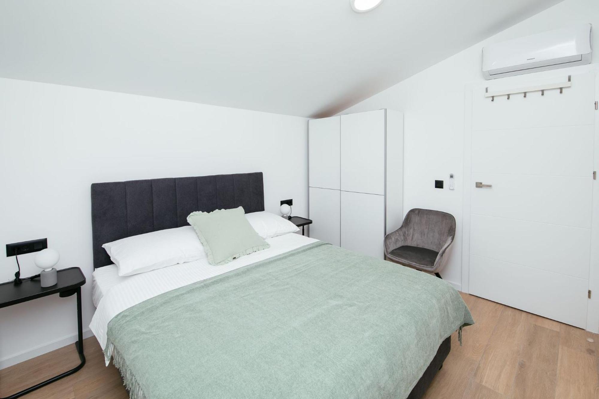 Didixi Apartments Pakoštane Екстериор снимка