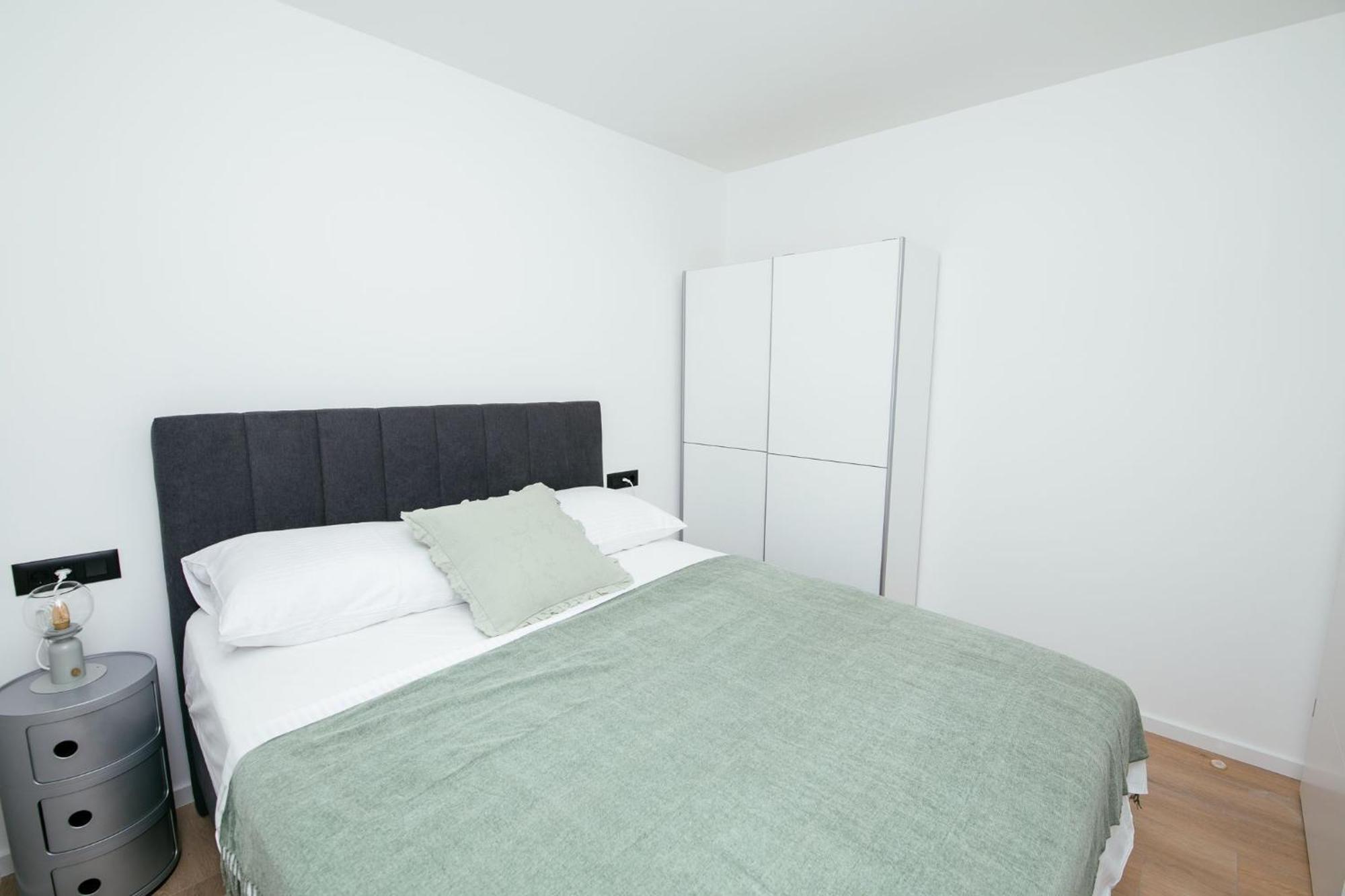 Didixi Apartments Pakoštane Екстериор снимка